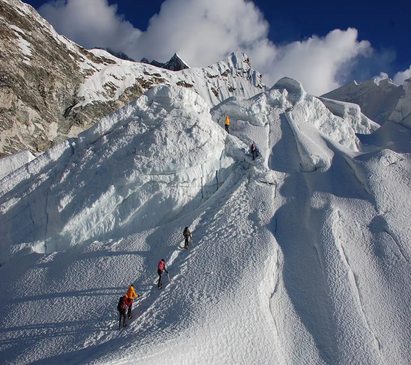 island-peak-climbing